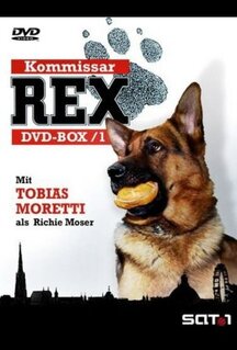 Сериал Комиссар Рекс (1994)