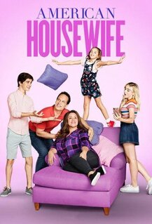 Сериал Американская домохозяйка (2016)